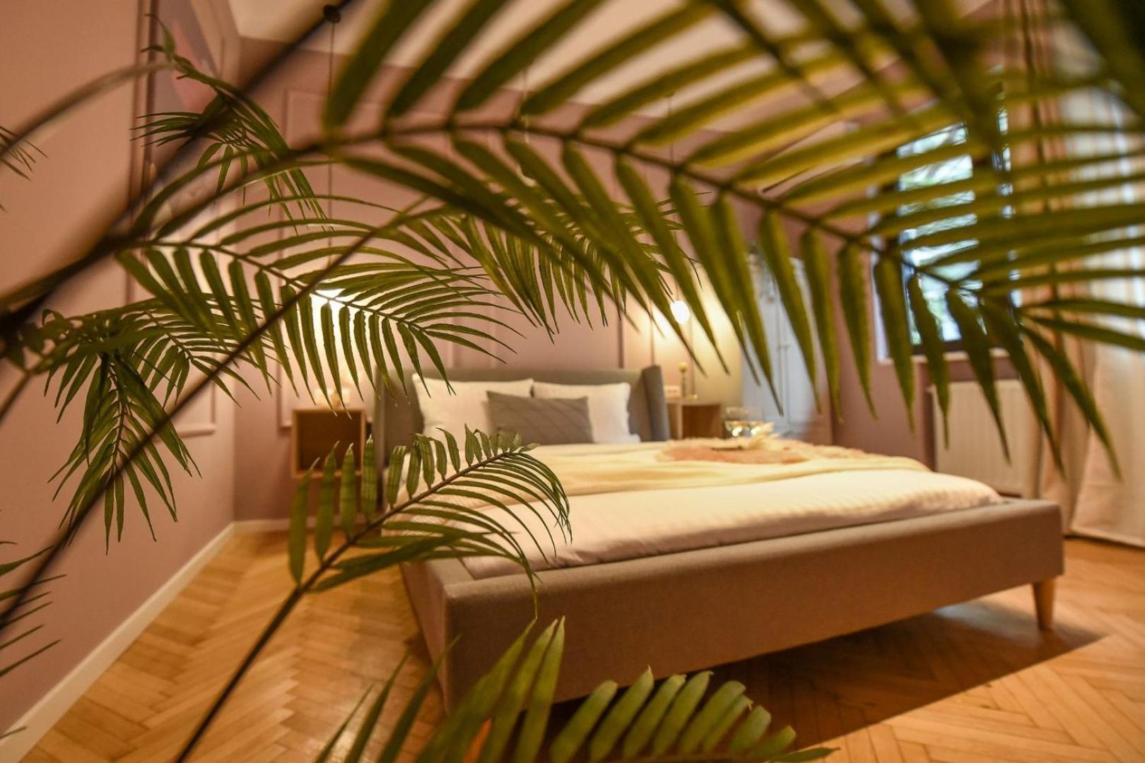 Modern Stay - Central Studios With Wall Projector Near Radisson Boekarest Kamer foto